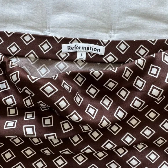 Reformation Small Spritz Strapless Silk Top - Picture 8 of 11